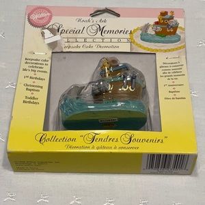 Wilton Noah’s Ark Special Memories Collection Keepsake Cake Decoration